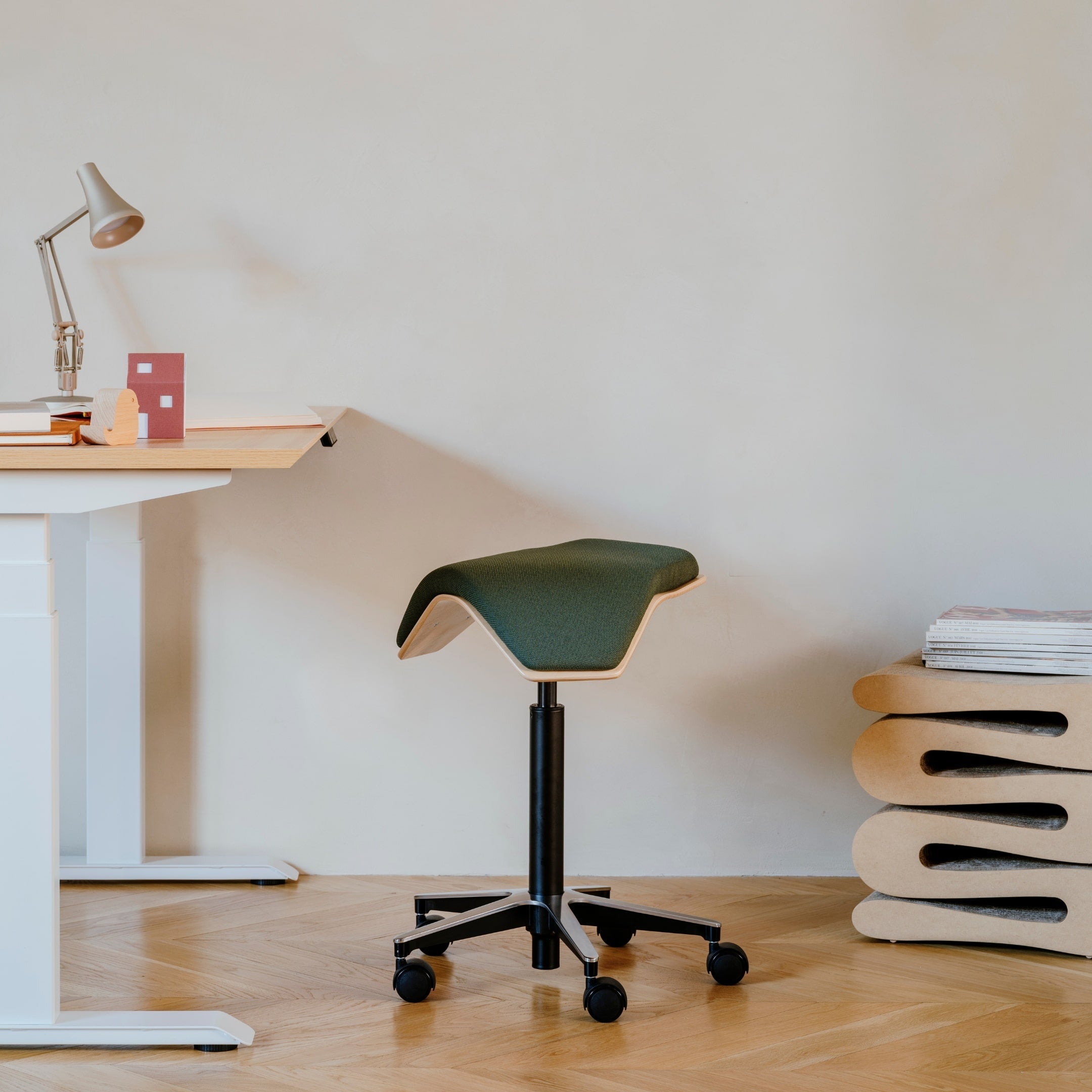 Saddle Chair